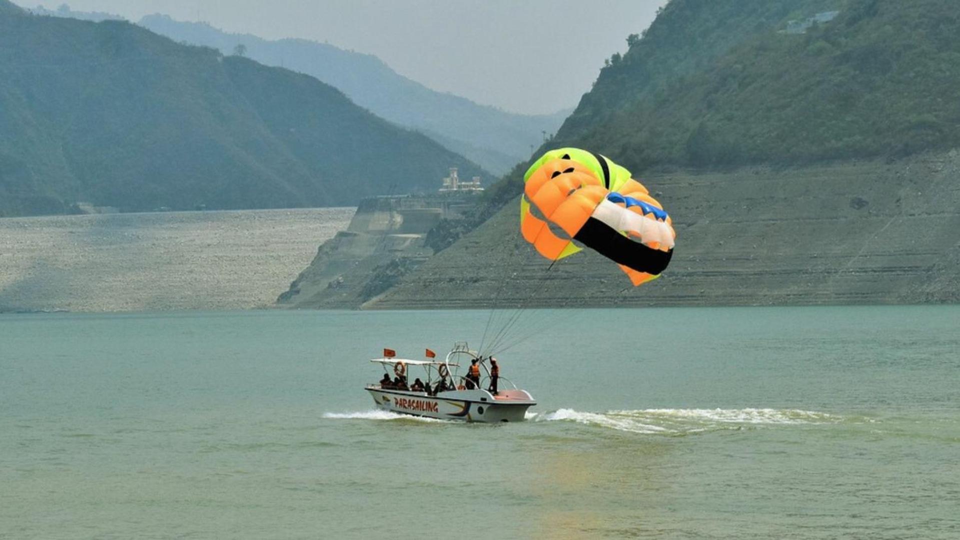 Haut Monde King'S Paradise Resort Kanatal Exterior foto